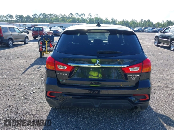 2018 Mitsubishi Outlander SE with VIN JA4AP3AW4JU012399, listed as a IAAI auction lot 42591534 with 152,809 mi miles and . Bid and sale history available at DreamBid. Image 15.