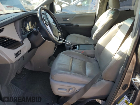 2017 Toyota Sienna XLE Auto Access Seat with VIN 5TDYZ3DC7HS872604, listed as a Copart auction lot 84915364 with 162,500 mi miles and Salvage Title. Bid and sale history available at DreamBid. Image 7.