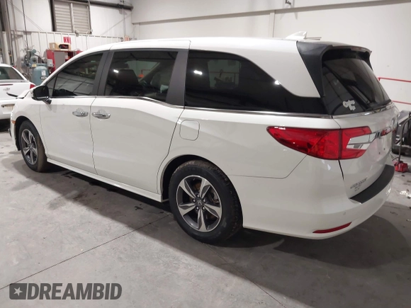 2019 Honda Odyssey Touring with VIN 5FNRL6H83KB051363, listed as a IAAI auction lot 41173587 with 88,512 mi miles. Bid and sale history available at carsss.com. Image 3.
