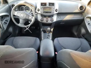 2011 Toyota RAV4 Sport z VIN 2T3WK4DV4BW011048, wystawiony jako Copart lot #85466214 z przebiegiem 187 645 mil mil oraz Szkoda całkowita • Salvage title. Historia ofert i sprzedaży dostępna na DreamBid. Obrazek 8.