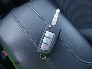 2022 Nissan Rogue S z VIN JN1BJ1AW1NW477784, wystawiony jako IAAI lot #42182573 z przebiegiem 58 000 mil mil oraz . Historia ofert i sprzedaży dostępna na DreamBid. Obrazek 11.