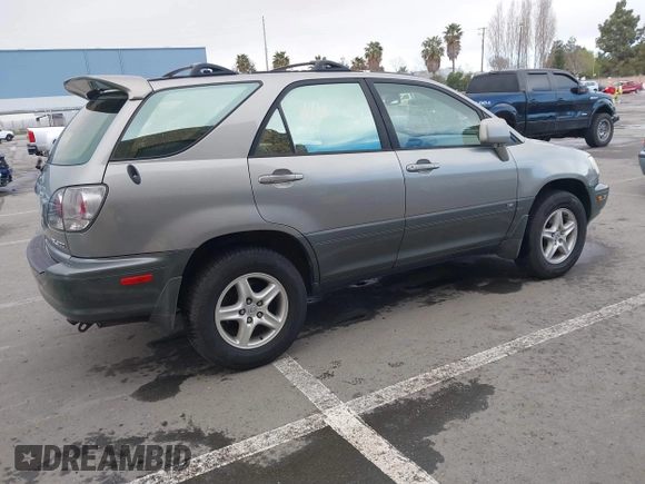 2003 Lexus RX 300 with VIN JTJHF10U330305164, listed as a IAAI auction lot 41787047 with 104,068 mi miles. Bid and sale history available at carsss.com. Image 4.