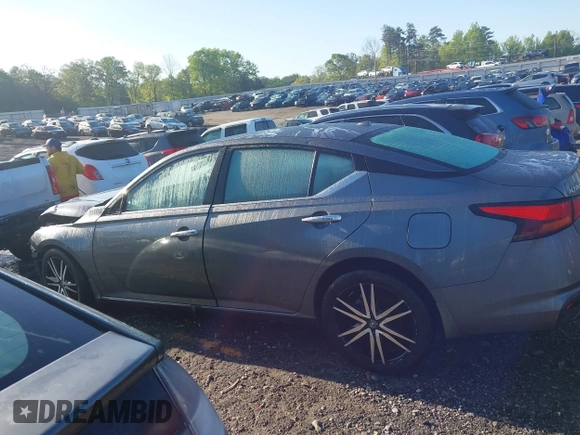 2019 Nissan Altima S with VIN 1N4BL4BV8KN328312, listed as a IAAI auction lot 42010889 with Not Provided miles and . Bid and sale history available at DreamBid. Image 15.