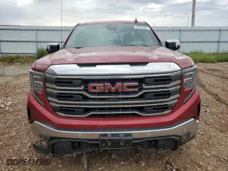 2022 GMC Sierra 1500 SLT with VIN 3GTUUDET4NG618909, listed as a Copart auction lot 67024034 with 26,389 mi miles and Salvage Title. Bid and sale history available at carsss.com. Image 5.