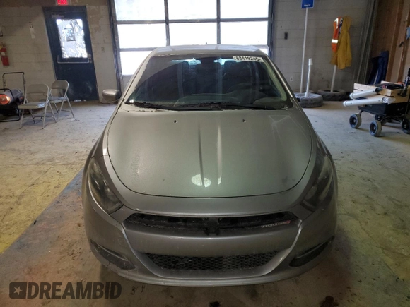 2015 Dodge Dart SXT z VIN 1C3CDFBB7FD236833, wystawiony jako Copart lot #88419245 z przebiegiem 147 843 mil mil oraz Nie do naprawy • Non repairable. Historia ofert i sprzedaży dostępna na DreamBid. Obrazek 5.