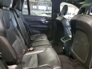 2018 Volvo XC90 Momentum z VIN YV4A22PK7J1218088, wystawiony jako Copart lot #58251775 z przebiegiem 169 073 mil mil oraz Tytuł czysty. Historia ofert i sprzedaży dostępna na DreamBid. Obrazek 11.