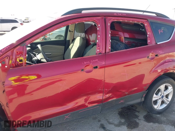 2016 Ford Escape SE with VIN 1FMCU0GX9GUB70800, listed as a IAAI auction lot 41857833 with 83,573 mi miles. Bid and sale history available at carsss.com. Image 13.