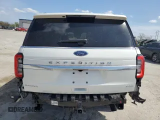 2024 Ford Expedition Max Platinum with VIN 1FMJK1M87REA37031, listed as a Copart auction lot 50388615 with 6,900 mi miles and Salvage title. Bid and sale history available at DreamBid. Image 6.