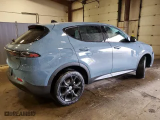 2024 Dodge Hornet GT with VIN ZACNDFANXR3A37692, listed as a Copart auction lot 63477544 with 593 mi miles and Salvage Title. Bid and sale history available at carsss.com. Image 3.