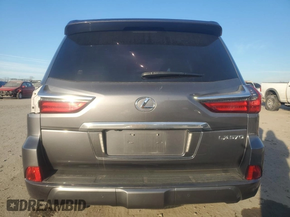 2018 Lexus LX 570 z VIN JTJHY7AX4J4260540, wystawiony jako Copart lot #42394315 z przebiegiem 63 202 mil mil oraz Szkoda całkowita • Salvage title. Historia ofert i sprzedaży dostępna na DreamBid. Obrazek 6.