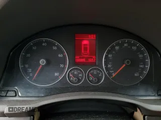 2006 Volkswagen Jetta с VIN 3VWAJ71K56M642923, выставлен на аукционе Copart как лот 44745304 с пробегом Не указан миль и Списание • Salvage title. История ставок и продаж доступна на DreamBid. Изображение 9.