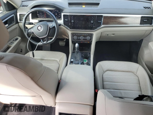2018 Volkswagen Atlas SEL Premium with VIN 1V2NR2CA4JC575843, listed as a Copart auction lot 54007065 with 114,873 mi miles and Salvage title. Bid and sale history available at DreamBid. Image 8.