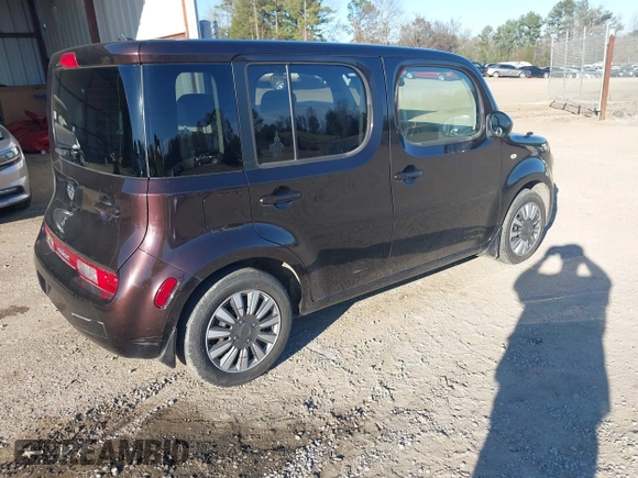 2011 Nissan Cube S z VIN JN8AZ2KR8BT202933, wystawiony jako IAAI lot #41701542 z przebiegiem 162 626 mil mil oraz . Historia ofert i sprzedaży dostępna na DreamBid. Obrazek 4.