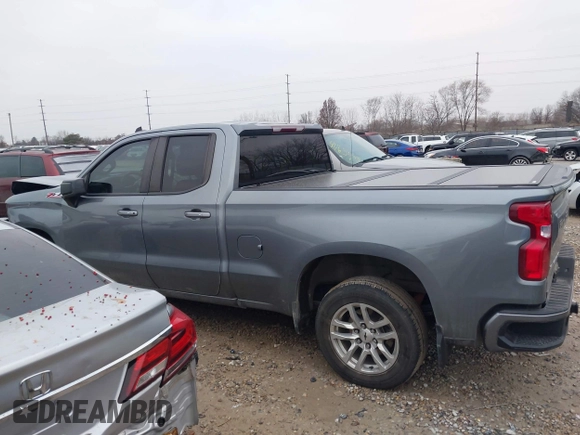 2019 Chevrolet Silverado 1500 RST with VIN 1GCRYEEDXKZ251390, listed as a IAAI auction lot 41195960 with 113,610 mi miles and . Bid and sale history available at DreamBid. Image 14.