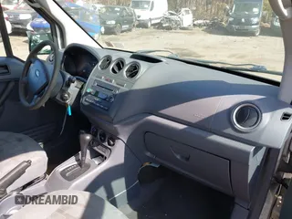 2013 Ford Transit Connect XLT z VIN NM0LS6BN6DT176622, wystawiony jako IAAI lot #41779142 z przebiegiem 211 004 mil mil oraz . Historia ofert i sprzedaży dostępna na DreamBid. Obrazek 5.