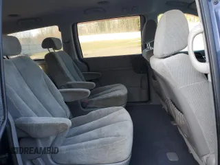 2008 Kia Sedona EX with VIN KNDMB233X86264378, listed as a Copart auction lot 53516065 with 173,915 mi miles and Salvage Title. Bid and sale history available at carsss.com. Image 12.
