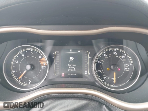 2017 Jeep Cherokee Latitude с VIN 1C4PJMCB7HW613130, выставлен на аукционе IAAI как лот 42147951 с пробегом 123 163 миль миль и . История ставок и продаж доступна на DreamBid. Изображение 7.