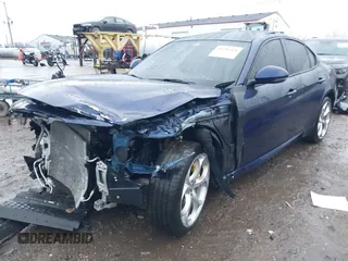 2019 Alfa Romeo Giulia Ti z VIN ZARFANBN8K7601203, wystawiony jako IAAI lot #41206418 z przebiegiem 4 000 mil mil oraz . Historia ofert i sprzedaży dostępna na DreamBid. Obrazek 19.