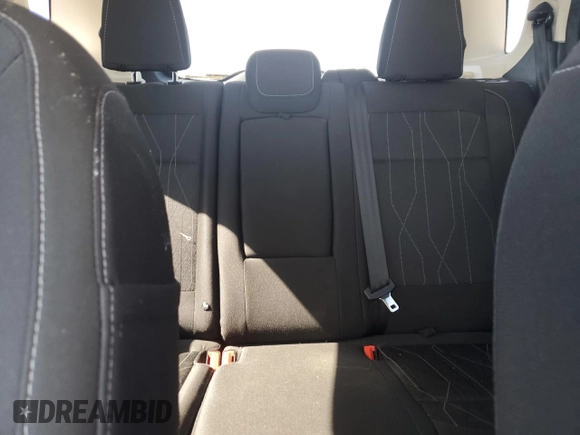 2020 Ford EcoSport SE z VIN MAJ3S2GE0LC352184, wystawiony jako Copart lot #52394035 z przebiegiem 94 063 mil mil oraz Szkody całkowita. Historia ofert i sprzedaży dostępna na DreamBid. Obrazek 10.