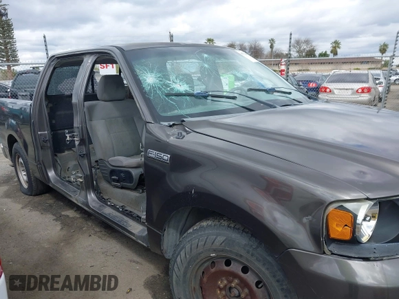 2005 Ford F-150 XLT with VIN 1FTPW12575KB99409, listed as a IAAI auction lot 41711304 with 1 mi miles. Bid and sale history available at carsss.com. Image 12.