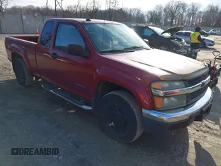 2004 Chevrolet Colorado LS Z71 with VIN 1GCDT196348221427, listed as a IAAI auction lot 41546971 with 114,467 mi miles. Bid and sale history available at carsss.com. Image 1.