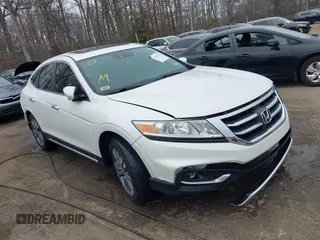 2013 Honda Crosstour EX-L z VIN 5J6TF1H5XDL001902, wystawiony jako IAAI lot #41661204 z przebiegiem 43 515 mil mil oraz . Historia ofert i sprzedaży dostępna na DreamBid. Obrazek 1.