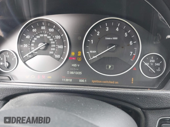 2013 BMW 3 Series 328i xDrive с VIN WBA3B5C56DF596873, выставлен на аукционе IAAI как лот 42504933 с пробегом 113 918 миль миль и . История ставок и продаж доступна на DreamBid. Изображение 7.