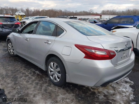 2018 Nissan Altima 2.5 S with VIN 1N4AL3AP1JC251107, listed as a IAAI auction lot 41316957 with 93,434 mi miles. Bid and sale history available at carsss.com. Image 3.