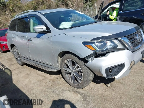 2020 Nissan Pathfinder Platinum with VIN 5N1DR2DM2LC608777, listed as a IAAI auction lot 41707833 with 144,366 mi miles. Bid and sale history available at carsss.com. Image 1.