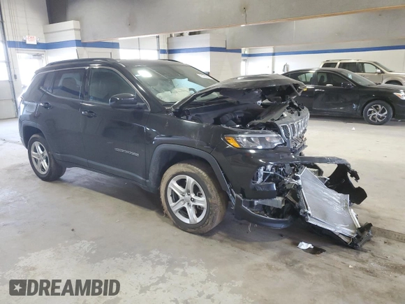 2023 Jeep Compass Latitude with VIN 3C4NJDBN0PT500577, listed as a Copart auction lot 47490255 with 19,984 mi miles and Salvage Title. Bid and sale history available at DreamBid. Image 4.