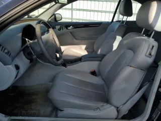 2003 Mercedes-Benz CLK-Class 4.3L with VIN WDBLK70G93T138327, listed as a Copart auction lot 81527674 with 118,590 mi miles and Salvage Title. Bid and sale history available at carsss.com. Image 7.