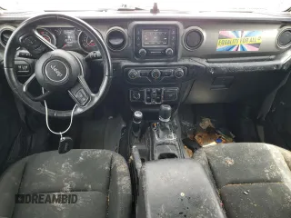 2019 Jeep Wrangler Unlimited Sport S z VIN 1C4HJXDN7KW586078, wystawiony jako Copart lot #56978995 z przebiegiem 72 152 mil mil oraz Szkoda całkowita • Salvage title. Historia ofert i sprzedaży dostępna na DreamBid. Obrazek 8.