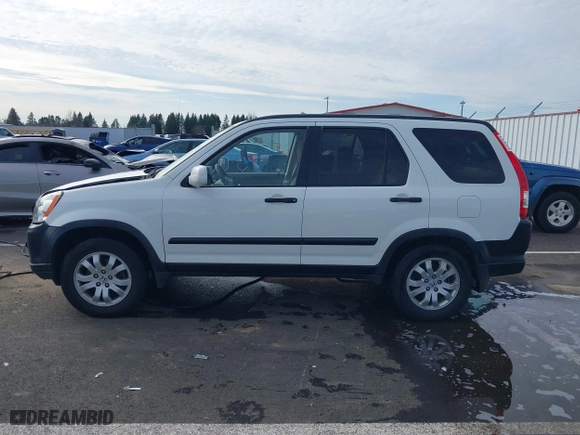 2006 Honda CR-V EX with VIN JHLRD78886C011532, listed as a IAAI auction lot 41682114 with 195,993 mi miles. Bid and sale history available at carsss.com. Image 14.
