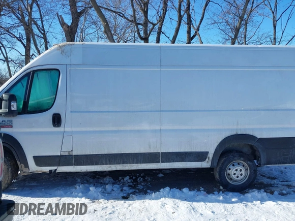 2020 Ram ProMaster Cargo with VIN 3C6URVJGXLE122352, listed as a IAAI auction lot 41331553 with 492,649 mi miles and . Bid and sale history available at carsss.com. Image 14.