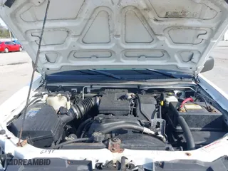 2005 Chevrolet Colorado 1SC LS Z85 with VIN 1GCDT136558110145, listed as a IAAI auction lot 41950268 with 157,990 mi miles. Bid and sale history available at carsss.com. Image 10.