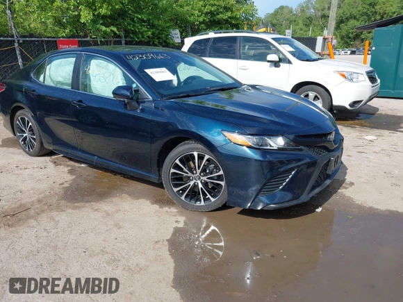 2018 Toyota Camry LE with VIN 4T1B11HK2JU579550, listed as a IAAI auction lot 42309663 with 40,868 mi miles and . Bid and sale history available at DreamBid. Image 1.
