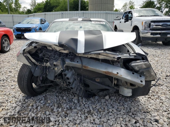 2011 Chevrolet Camaro 1LT z VIN 2G1FB1ED8B9168038, wystawiony jako Copart lot #58329815 z przebiegiem 121 889 mil mil oraz Czysty tytuł • Clean title. Historia ofert i sprzedaży dostępna na DreamBid. Obrazek 5.