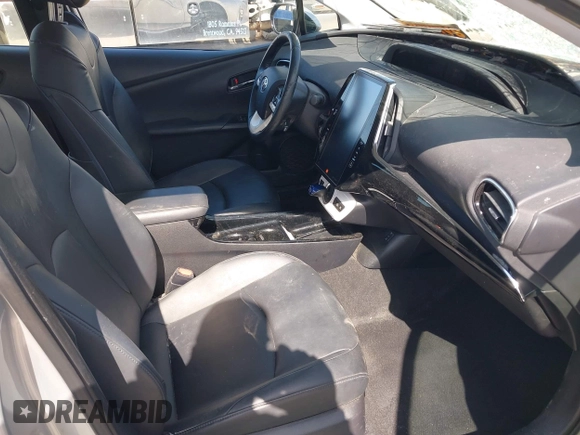 2017 Toyota Prius Plus with VIN JTDKARFP5H3018325, listed as a IAAI auction lot 42054740 with 116,635 mi miles and . Bid and sale history available at DreamBid. Image 5.