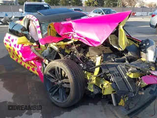 2018 Chevrolet Camaro 1LT z VIN 1G1FB1RS9J0124311, wystawiony jako IAAI lot #41399583 z przebiegiem Nie podano mil oraz . Historia ofert i sprzedaży dostępna na DreamBid. Obrazek 6.