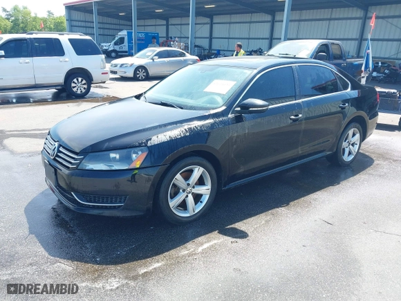 2012 Volkswagen Passat SE with VIN 1VWBP7A3XCC083183, listed as a IAAI auction lot 42011033 with 178,739 mi miles. Bid and sale history available at carsss.com. Image 2.