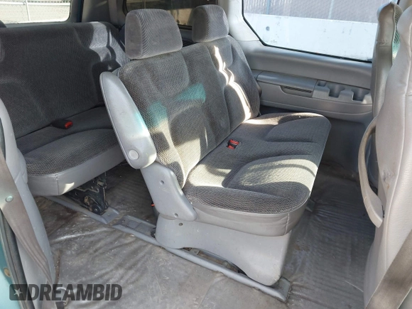 1996 Plymouth Voyager z VIN 2P4FP25B2TR622553, wystawiony jako IAAI lot #41609004 z przebiegiem 252 476 mil mil oraz . Historia ofert i sprzedaży dostępna na DreamBid. Obrazek 8.