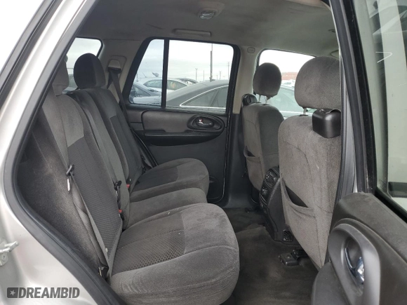 2008 Chevrolet TrailBlazer LT w/1LT with VIN 1GNDS13S082119284, listed as a Copart auction lot 49493835 with 177,181 mi miles and Clean Title. Bid and sale history available at carsss.com. Image 12.