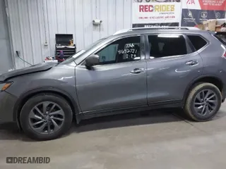 2016 Nissan Rogue SL with VIN 5N1AT2MT4GC850004, listed as a IAAI auction lot 41652721 with 200,650 mi miles. Bid and sale history available at carsss.com. Image 14.