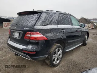 2015 Mercedes-Benz M 250 z VIN 4JGDA0EBXFA469331, wystawiony jako Copart lot #67081782 z przebiegiem Nie podano mil oraz . Historia ofert i sprzedaży dostępna na DreamBid. Obrazek 3.