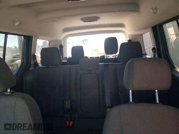 2018 Ford Transit Connect XLT с VIN NM0GE9F78J1372946, выставлен на аукционе Copart как лот 74673374 с пробегом 132 664 миль миль и Списание • Salvage title. История ставок и продаж доступна на DreamBid. Изображение 10.