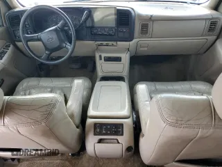 2002 Chevrolet Tahoe Z71 with VIN 1GNEK13Z62R329890, listed as a Copart auction lot 41464625 with 0 mi miles and Clean Title. Bid and sale history available at carsss.com. Image 8.