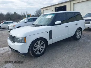 2011 Land Rover Range Rover HSE Lux z VIN SALMF1D43BA354314, wystawiony jako IAAI lot #41506501 z przebiegiem 171 302 mil mil oraz . Historia ofert i sprzedaży dostępna na DreamBid. Obrazek 2.