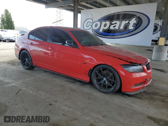 2006 BMW 3 Series 330i with VIN WBAVB33566PS10236, listed as a Copart auction lot 55469225 with 104,825 mi miles and Salvage title. Bid and sale history available at DreamBid. Image 4.