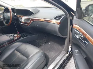 2007 Mercedes-Benz S-Class 5.5L V8 with VIN WDDNG71XX7A080228, listed as a IAAI auction lot 41972759 with 1 mi miles. Bid and sale history available at carsss.com. Image 5.