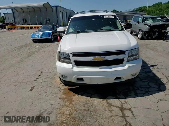 2013 Chevrolet Tahoe LT с VIN 1GNSCBE01DR158327, выставлен на аукционе Copart как лот 61760895 с пробегом 228 070 миль миль и Списание • Salvage title. История ставок и продаж доступна на DreamBid. Изображение 15.